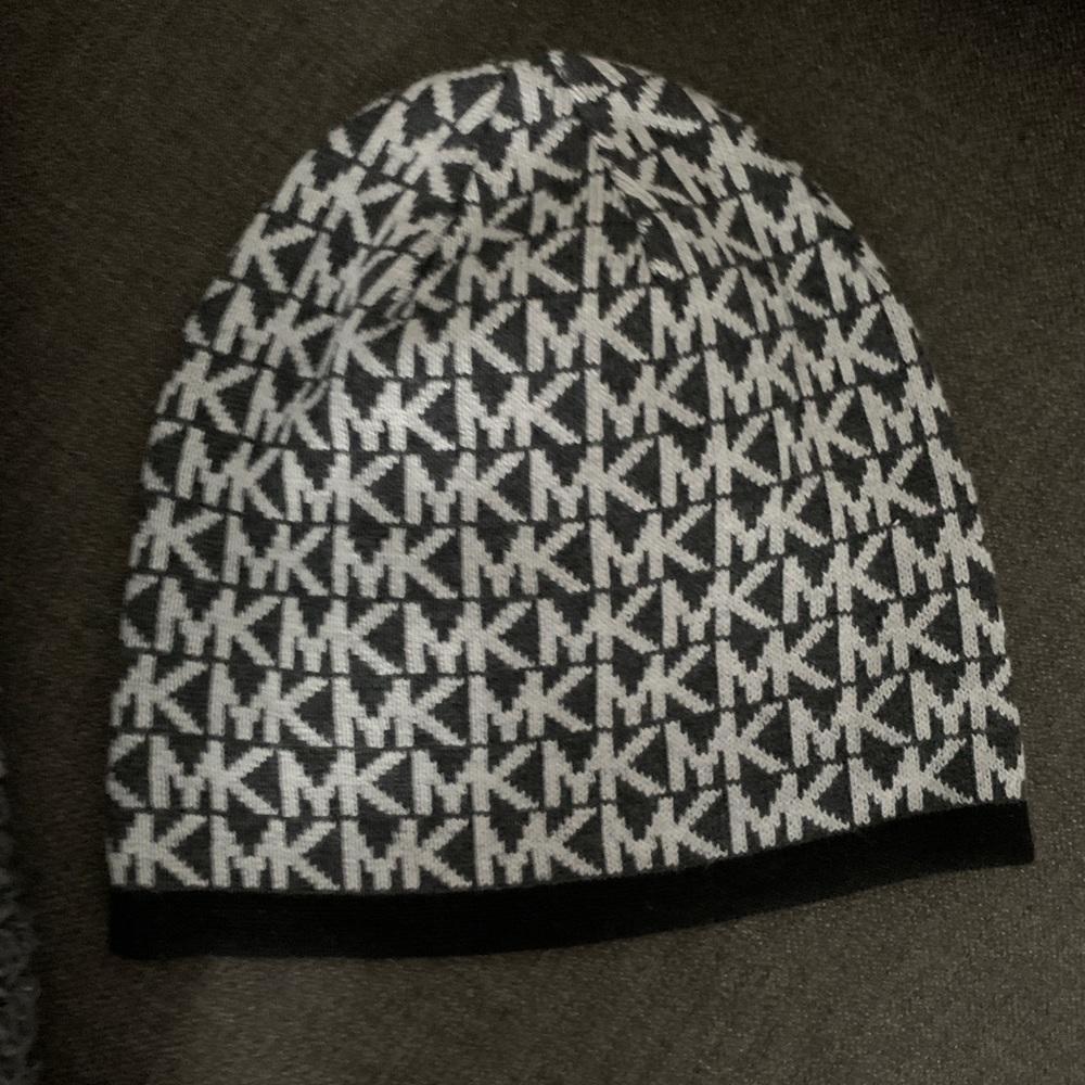 BRAND NEW MK BEANIE